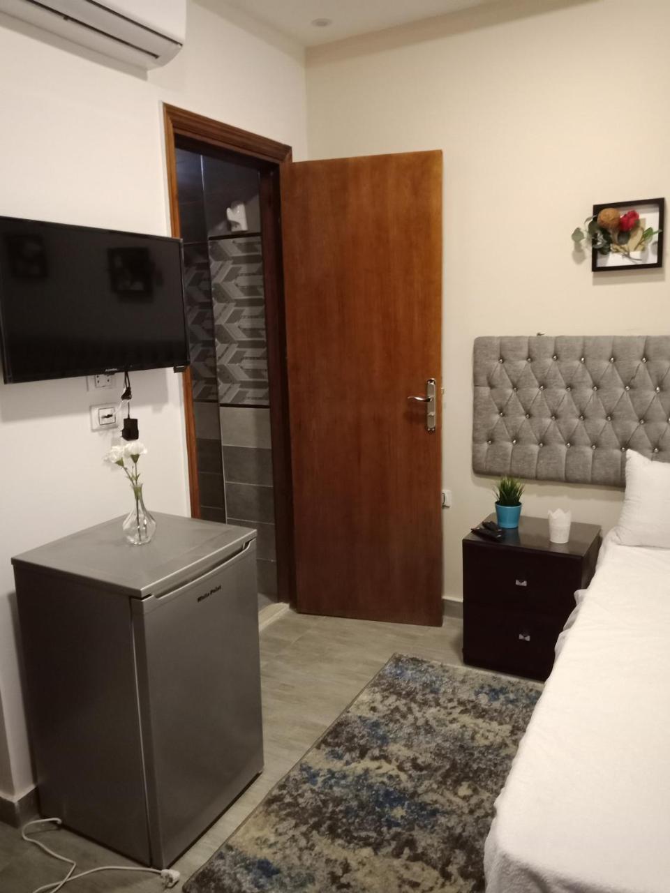 Amon Holiday Pyramids Inn Kafrat al Jabal Exterior photo